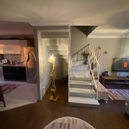Arnavutkoy Cozy House Near The Airport 아파트 외부 사진